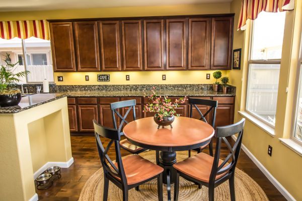 Oak Cabinet Remodeling in Aledo